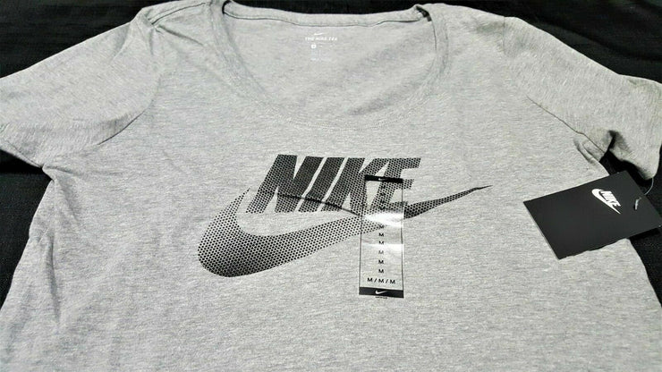 Nike Womens The Nike Tee Athletic cut scoop grey AQ6403-063