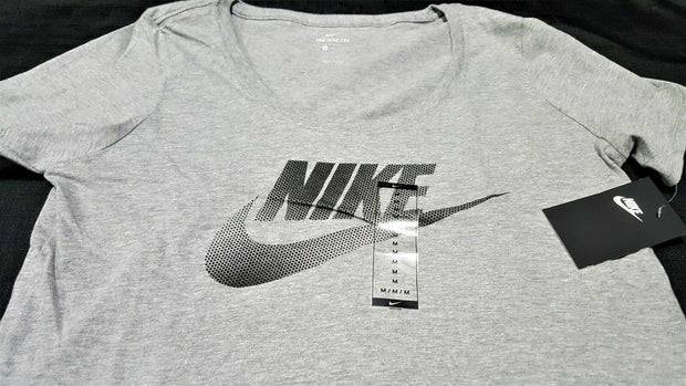 Nike Womens The Nike Tee Athletic cut scoop grey AQ6403-063